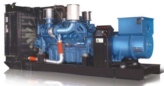 康明斯发电机组接收到输入信号控制哪些零部件